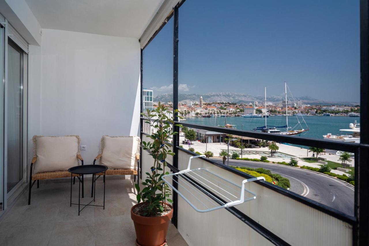 Sun And Sea Deluxe Apartments Split Exterior photo